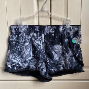 Ardene MOVE reversible shorts, black/grey marble, size small